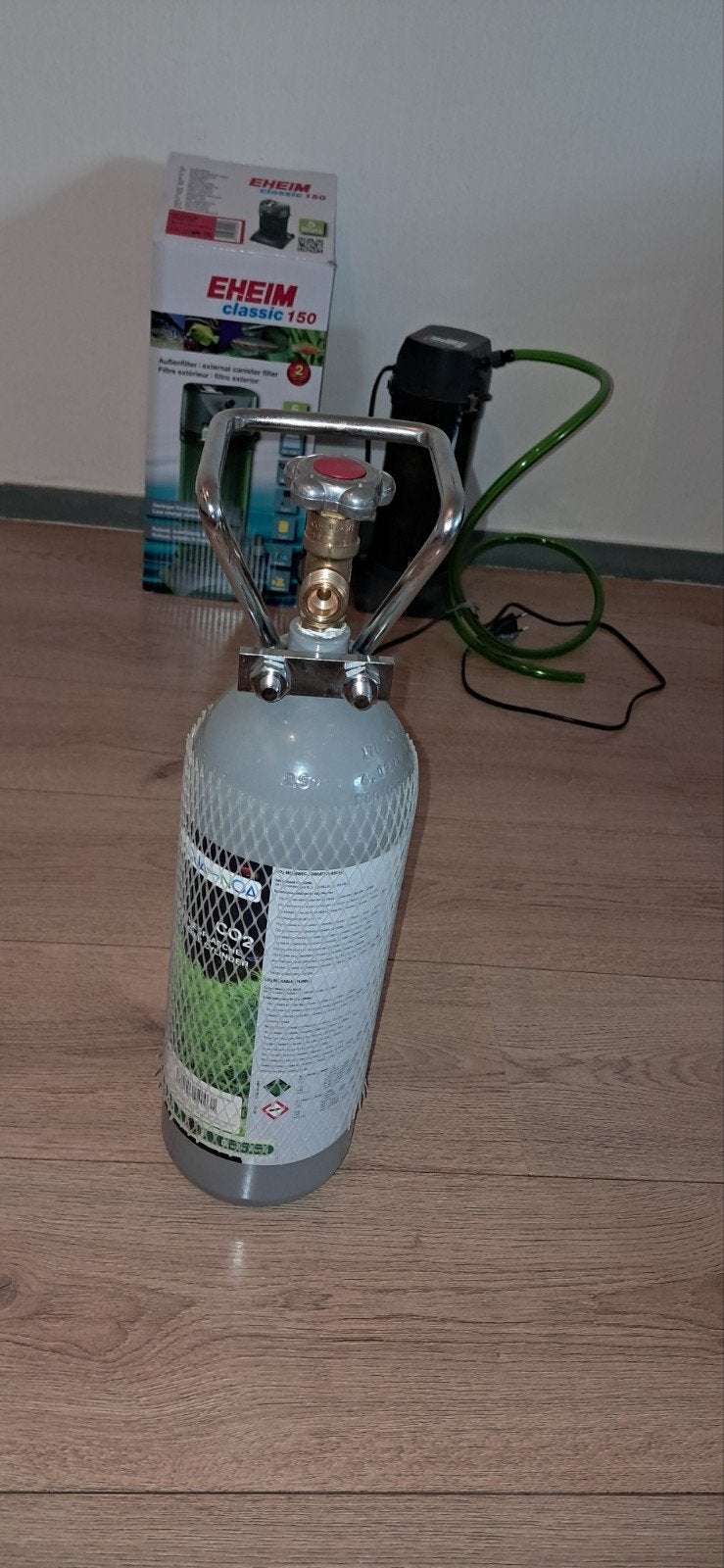 Co2 fles met drukregelaar, Ophalen