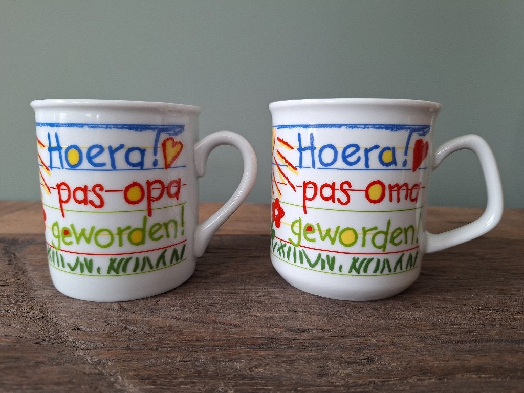 Mokken opa  - oma., Ophalen, Aardewerk, Overige stijlen, Kop(pen) en/of Schotel(s)