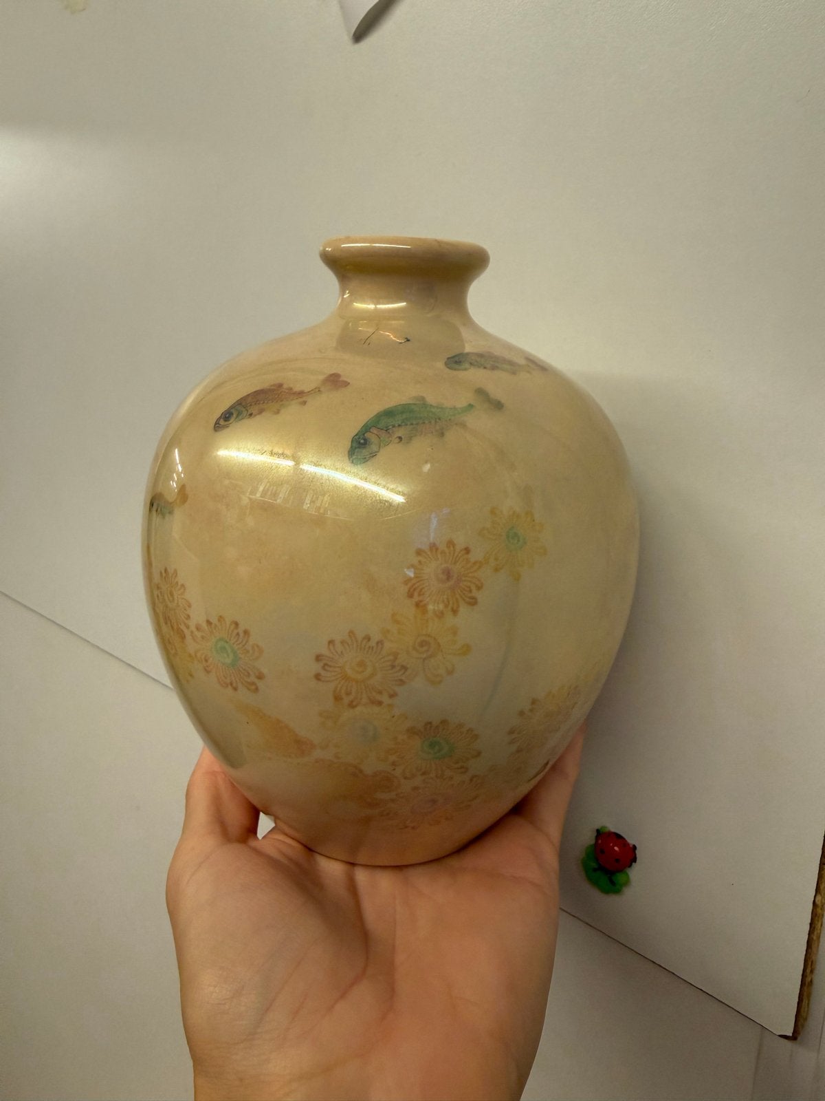St. Lukas Utrecht vaas met vissen en bloemen, Antiek en Kunst, Ophalen