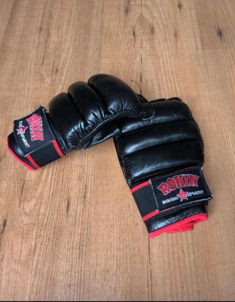 Ronin kickboc handschoenen, Sport en Fitness, Vechtsporten en Zelfverdediging, Overige, Vechtsportbescherming, Zo goed als nieuw