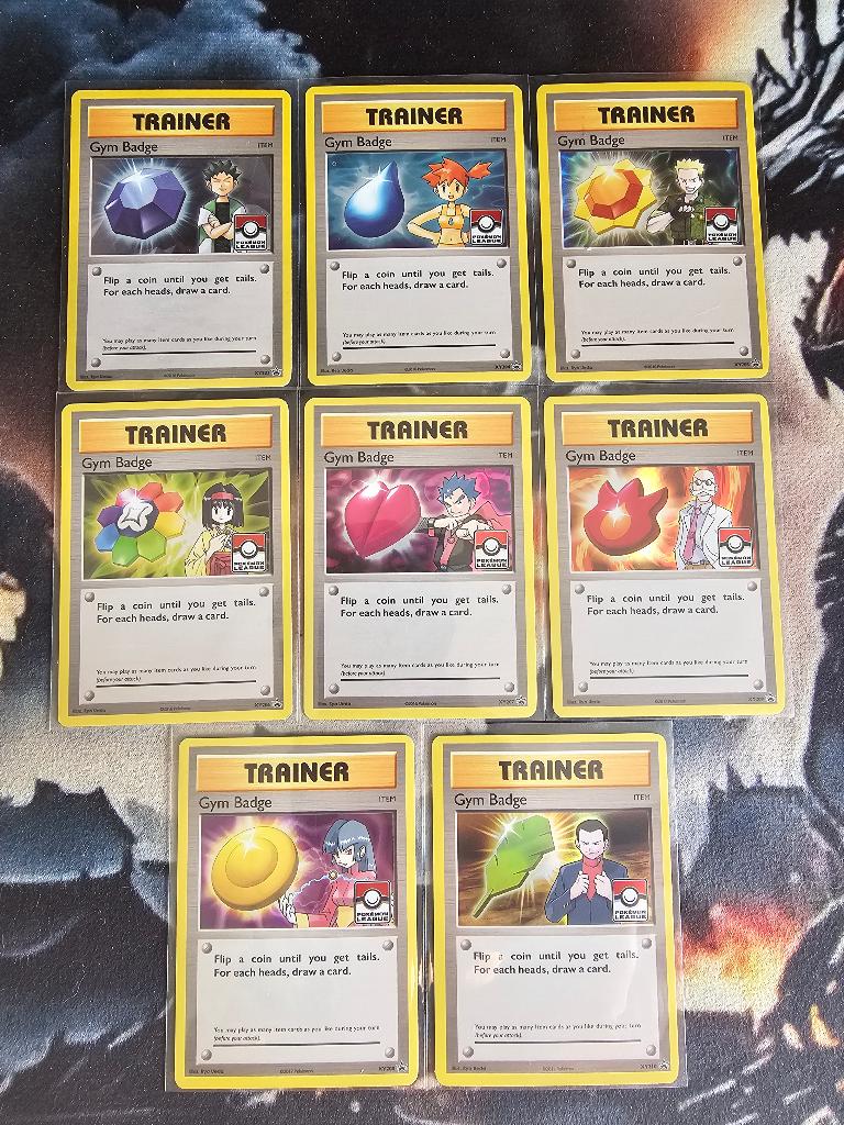 Pokemon Gym Badges, Hobby en Vrije tijd, Verzamelkaartspellen | Pokémon, Ophalen of Verzenden, Zo goed als nieuw, Meerdere kaarten