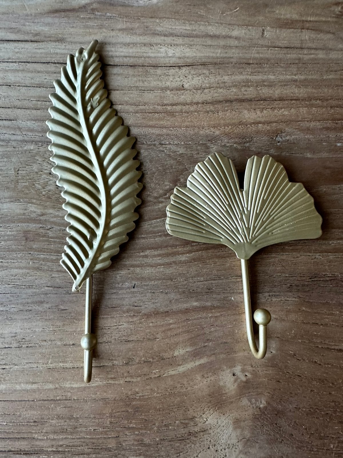 2 Goudkleurige Ibiza/Boho Wandhaken - Blad Design, Ophalen of Verzenden, Nieuw, Metaal, Wandhaken