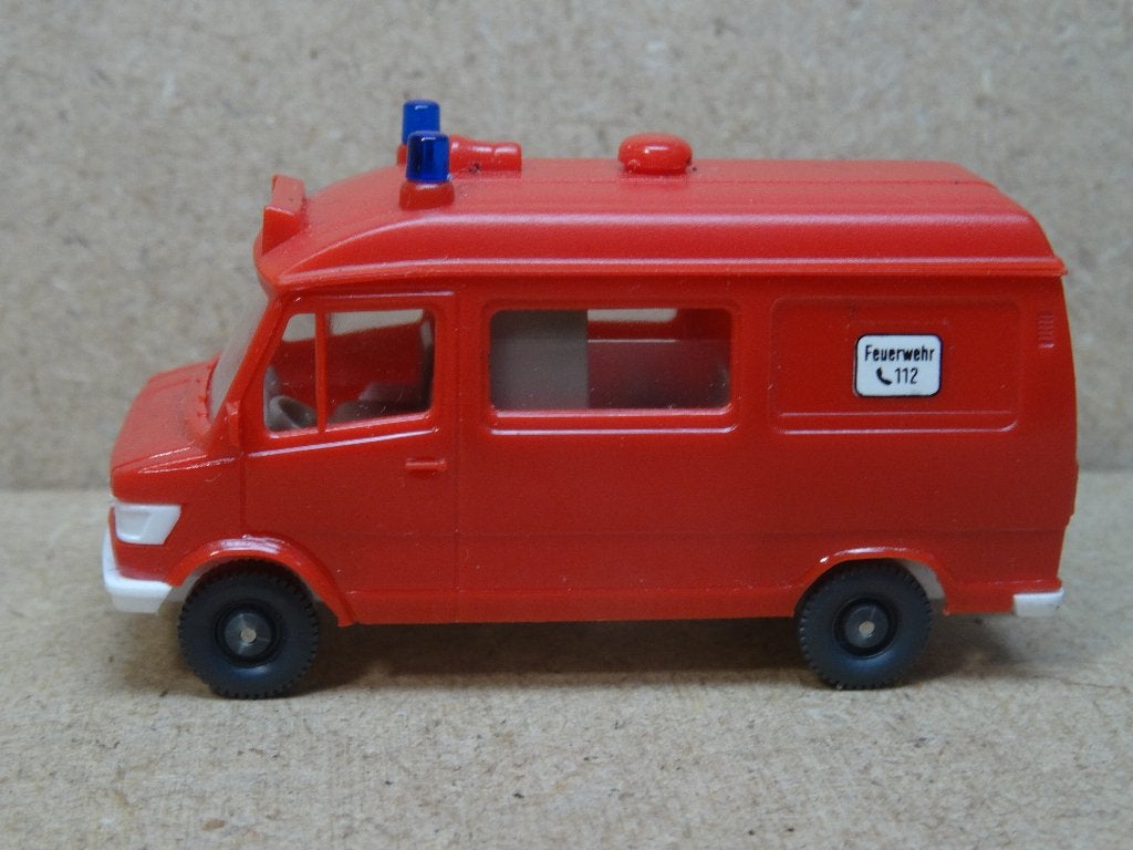 WIKING 1/87, MERCEDES 280/282, Feuerwehr, Zie Foto`s, Ophalen of Verzenden, Zo goed als nieuw, Bus of Vrachtwagen, Wiking
