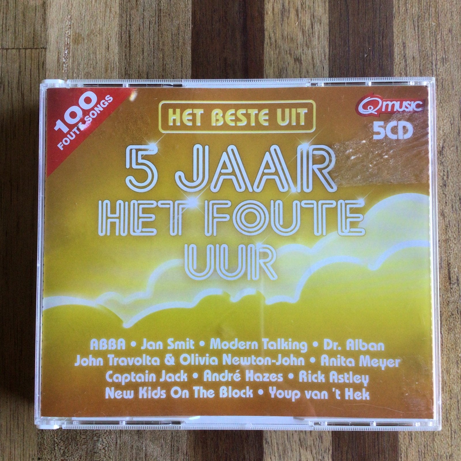 Q Music - 5 cd-box - het beste uit 5 jaar het foute uur, Ophalen of Verzenden, Zo goed als nieuw