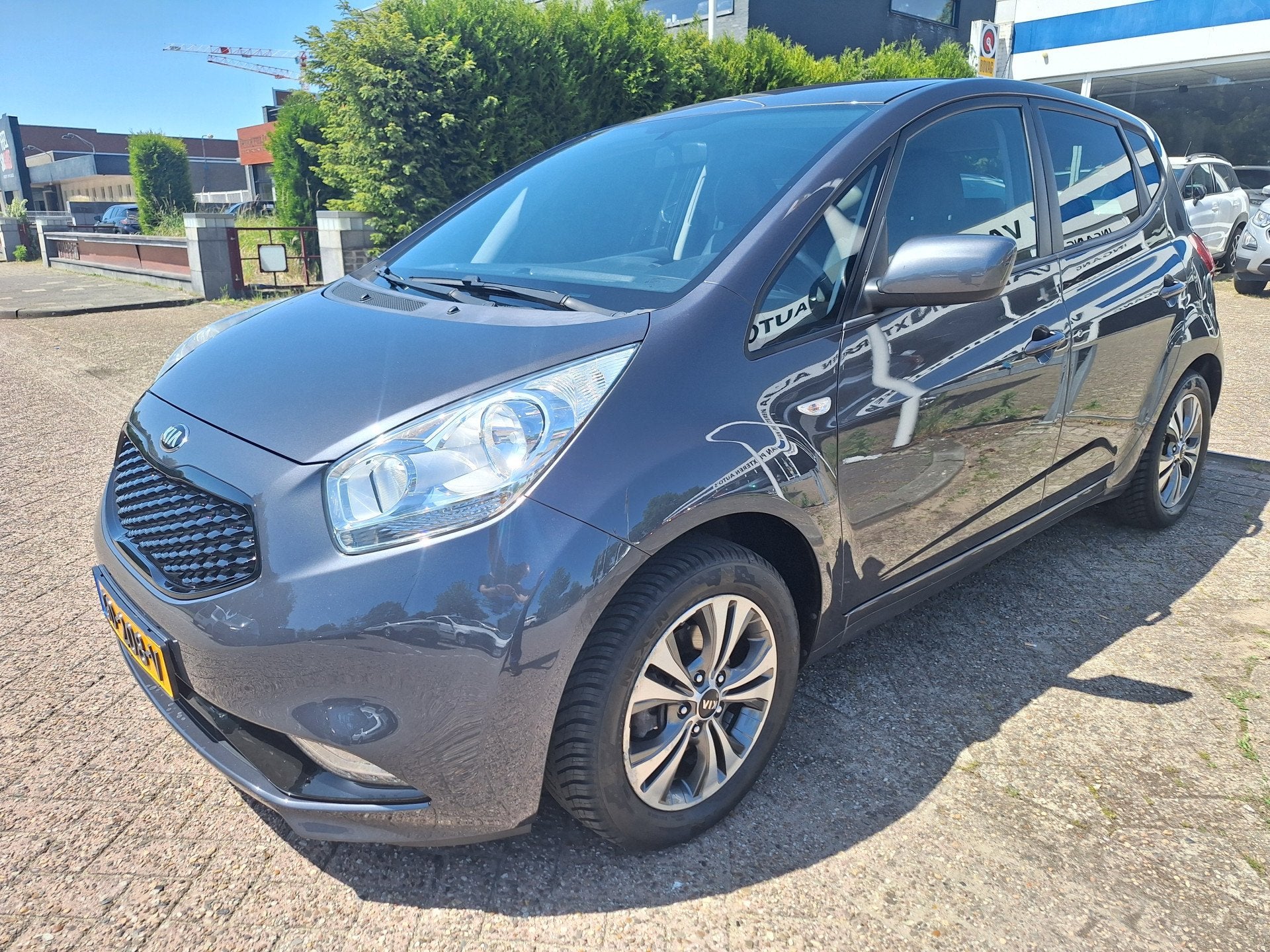 Kia Venga 1.4 CVVT First Edition (trekhaak) (bj 2015), Auto's, Voorwielaandrijving, Stof, Gebruikt, 4 cilinders