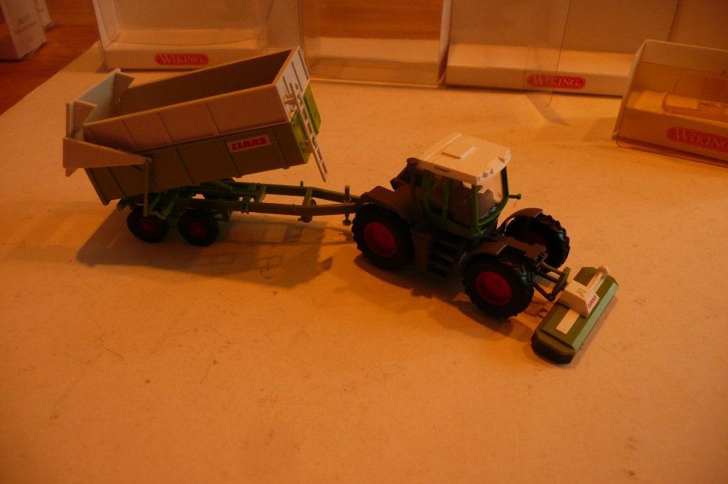 HO spoor Fendt tractor Claas kipper Claas maaibalk, Ophalen of Verzenden, Zo goed als nieuw, Hijskraan, Tractor of Landbouw, Wiking