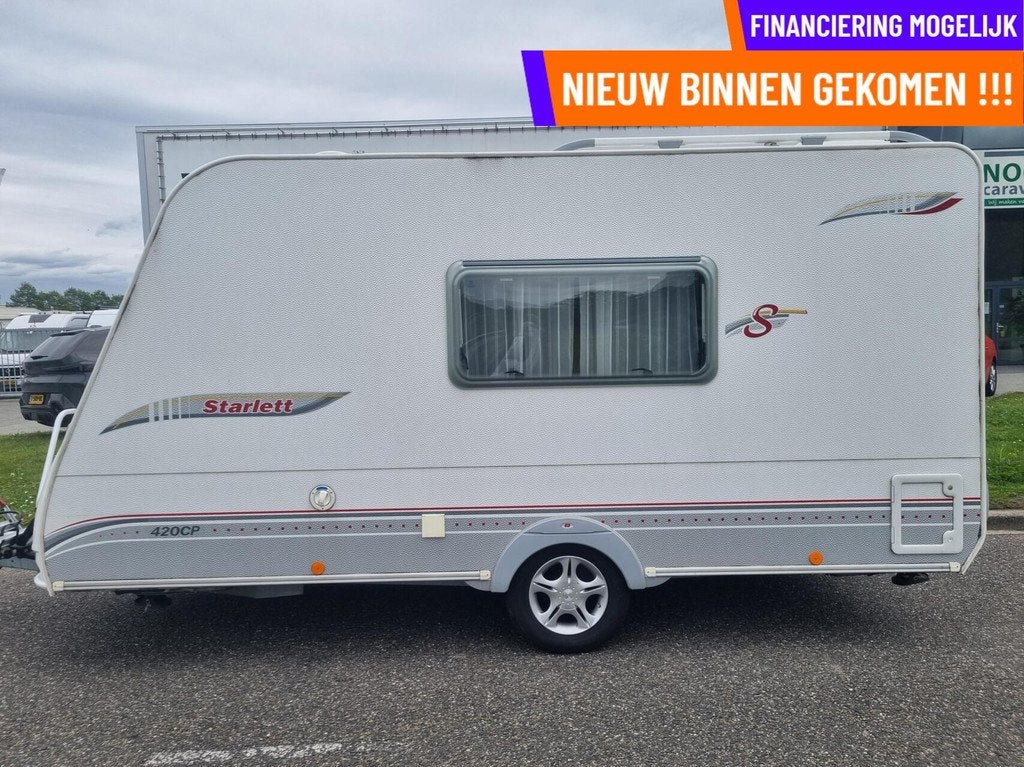Sterckeman STARLETT 420 CP CASS LUIFEL + DWARSBED+EINDKEUKEN, Caravans en Kamperen, Serviceluik, Sterckeman, Bedrijf, 750 - 1000 kg