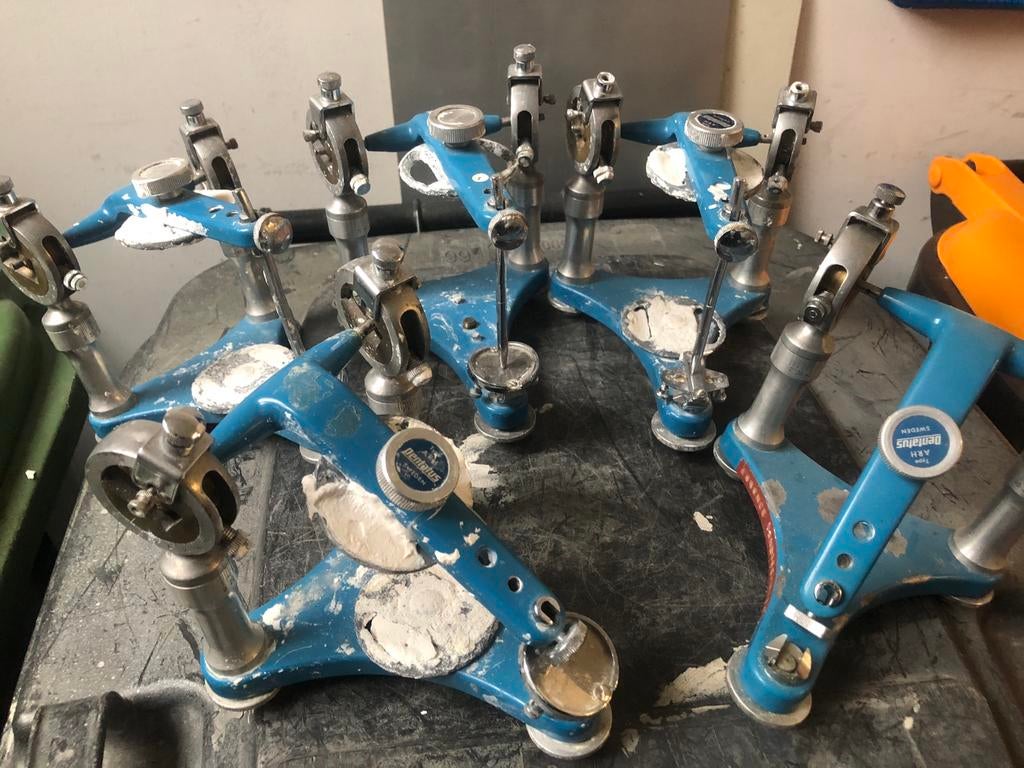 Tandtechniek articulator dentatus, Ophalen of Verzenden, Zo goed als nieuw