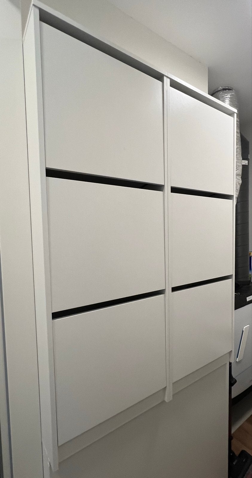 2 IKEA BISSA shoe cabinets, Ophalen, Zo goed als nieuw