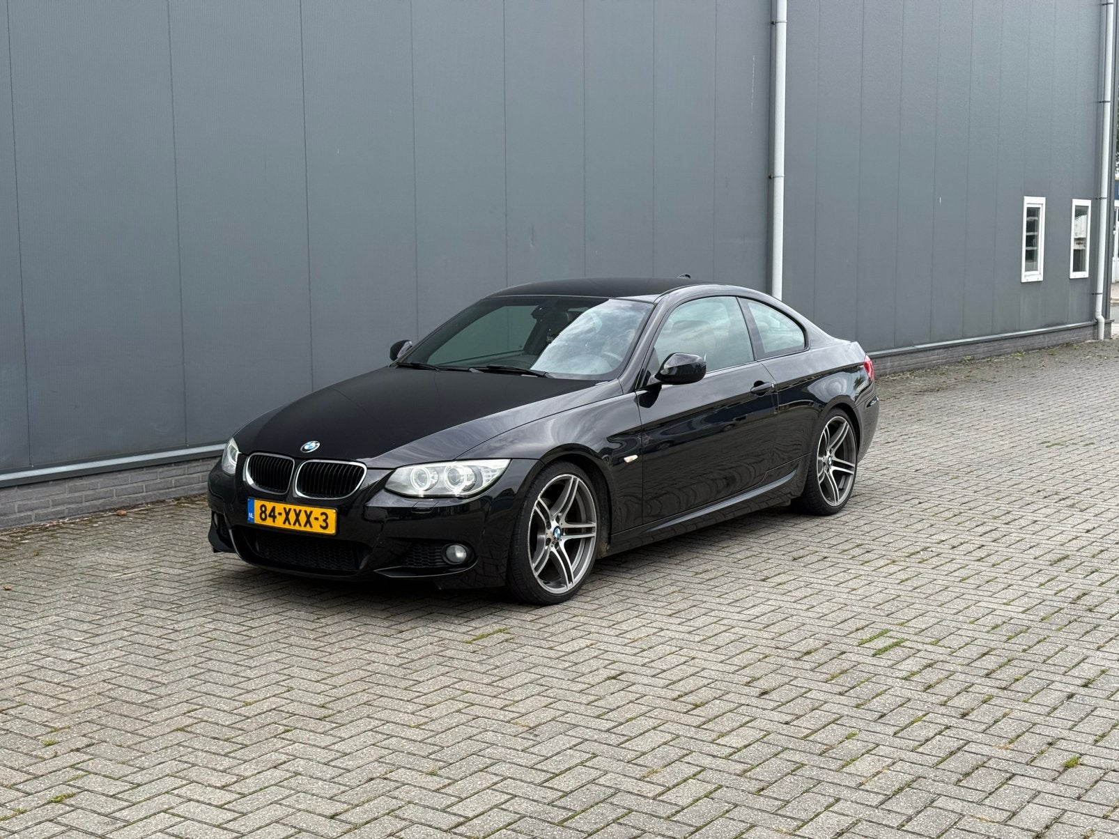 BMW 320i M-Sport Automaat | Cognac Leder | H/K | Navi Pro, Auto's, Automaat, 1995 cc, 4 cilinders, 4 stoelen