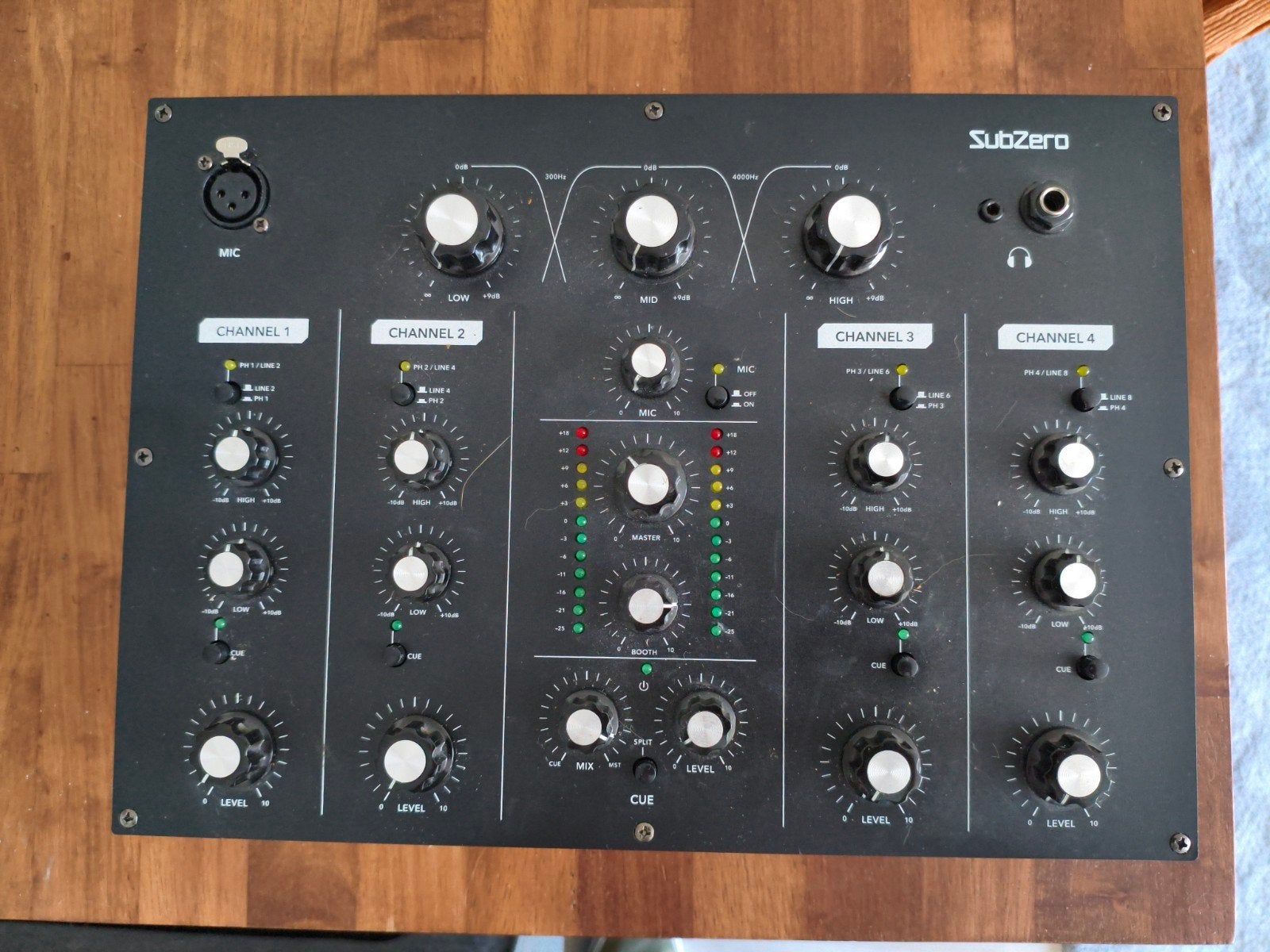 SubZero DRM-400 DJ Mixer - 4-kanaals mengpaneel, Ophalen of Verzenden, Gebruikt, Dj-set, Overige merken