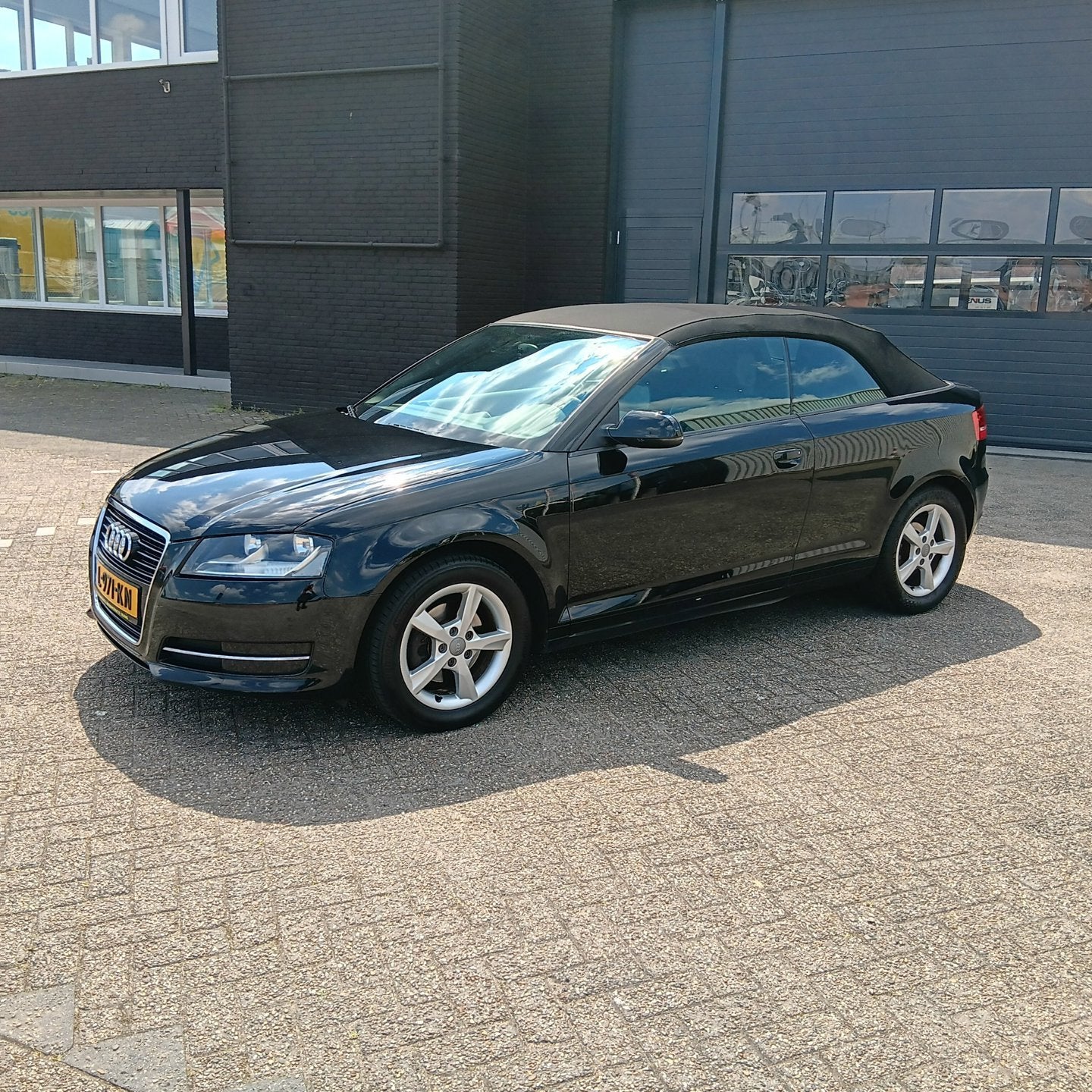 Audi A3 Cabriolet 1.8 TFSI Attraction, Auto's, Voorwielaandrijving, Euro 5, 15 km/l, Gebruikt