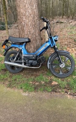 Tomos a35 blauw kenteken, Fietsen en Brommers, Ophalen, Zo goed als nieuw, 2 versnellingen, 50 cc