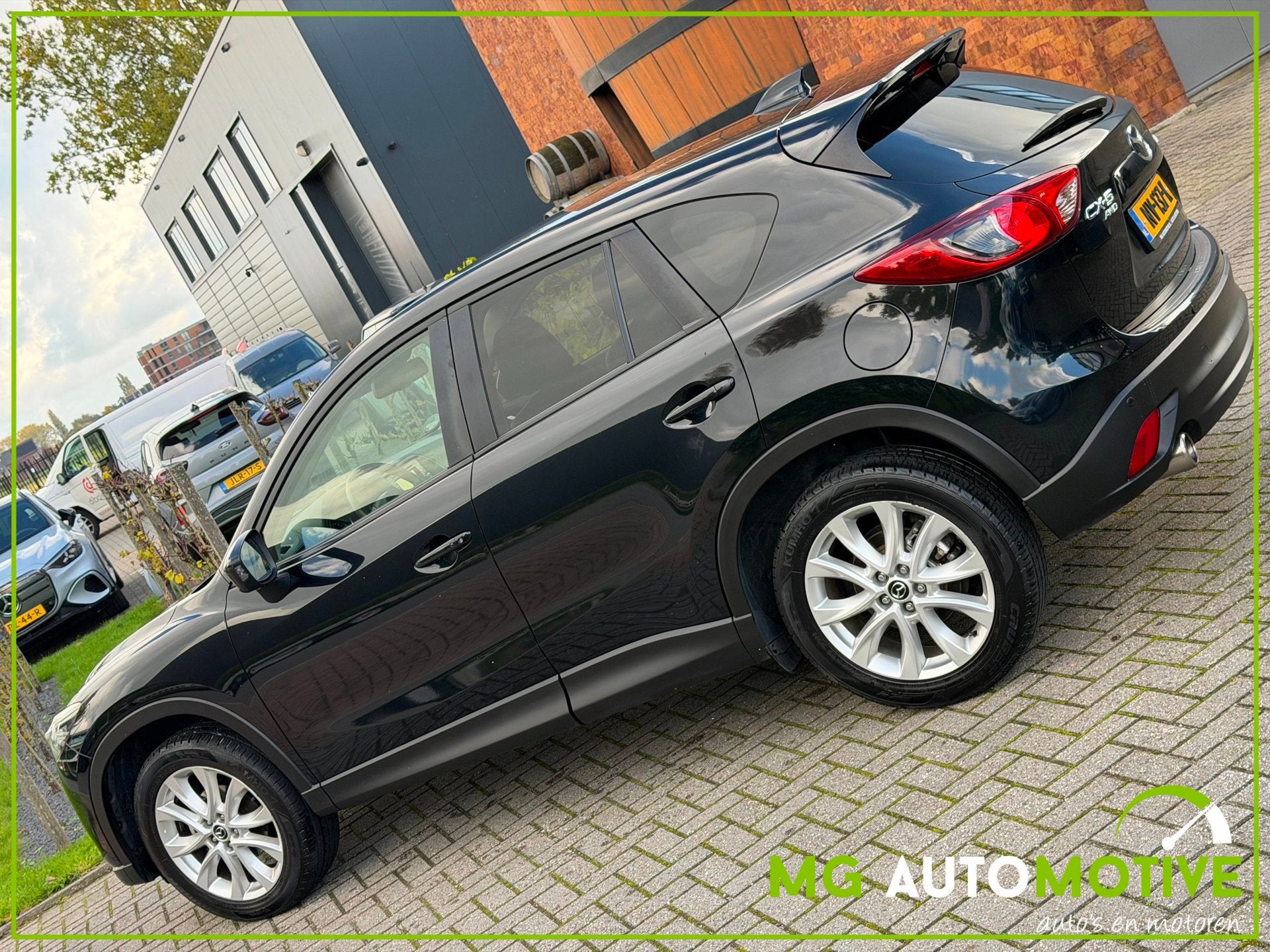 Mazda CX-5 2.0 SkyActiv 4WD AWD | Leder | Bose | PDC | Navi, Auto's, 15 km/l, Zwart, Leder, Bedrijf