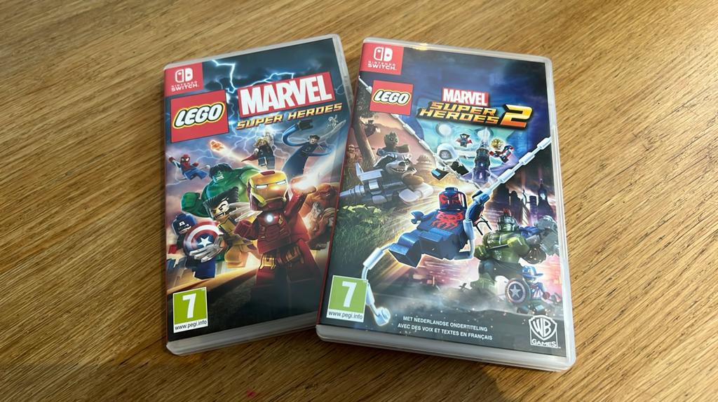 LEGO Marvel Super Heroes 1 & 2, Met games, Met 2 controllers, Ophalen of Verzenden, Zo goed als nieuw