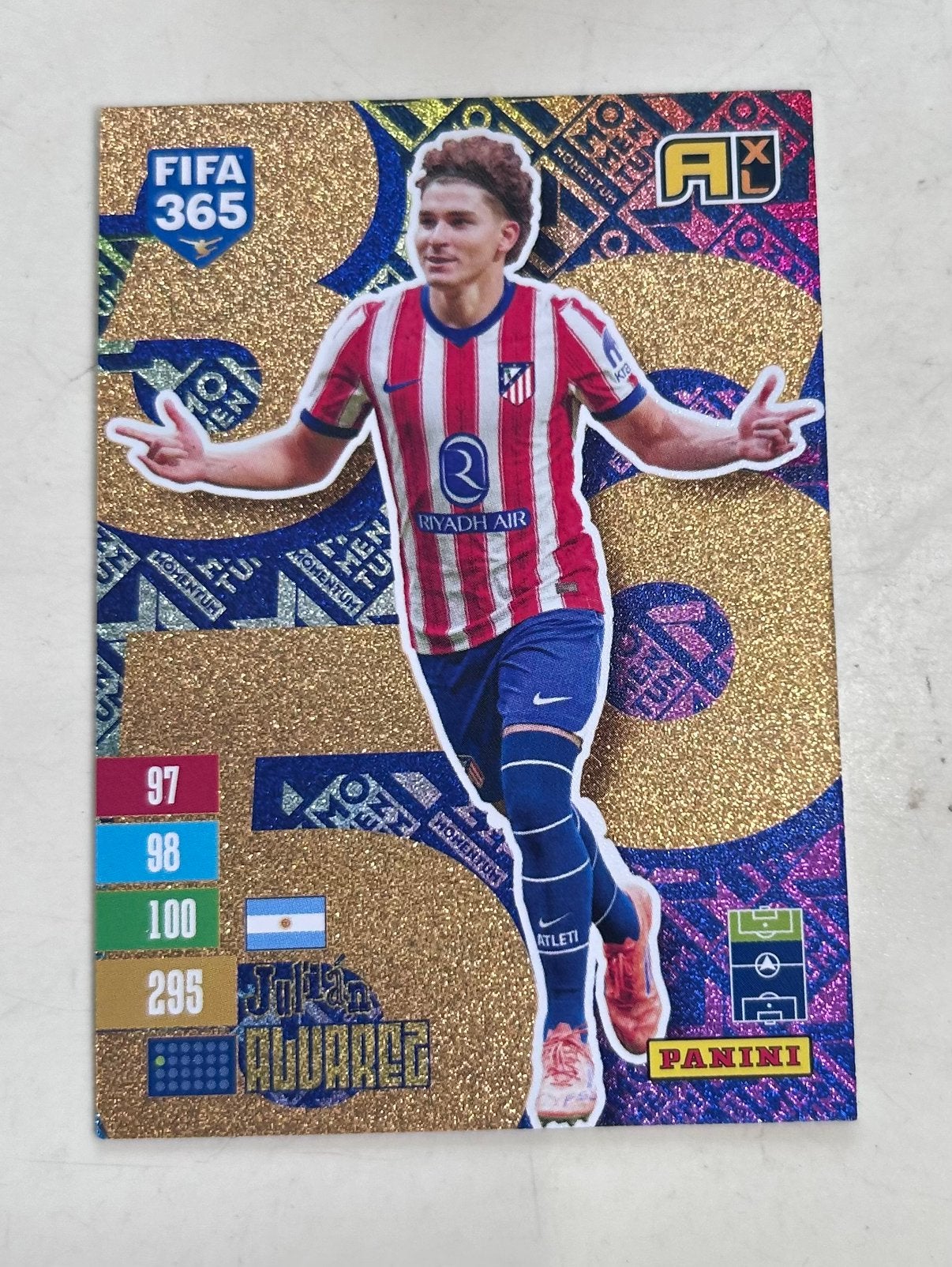 Panini Fifa 365 Adrenalyn 2027 Momentum Juan Alvarez, Ophalen of Verzenden, Nieuw, Plaatje