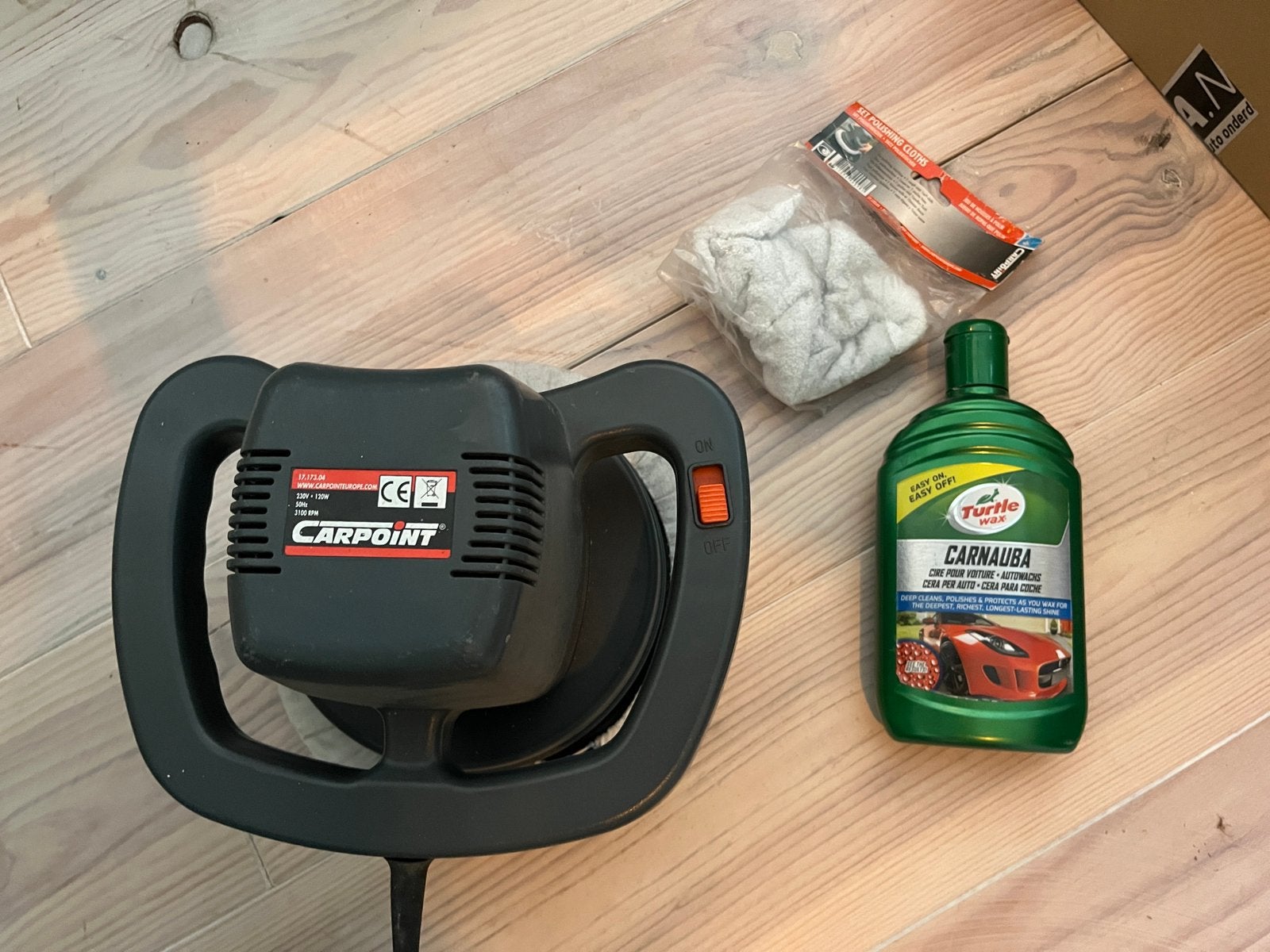 Carpoint poetsmachine 230V met extra poetsdoek en Turtle Wax, Ophalen