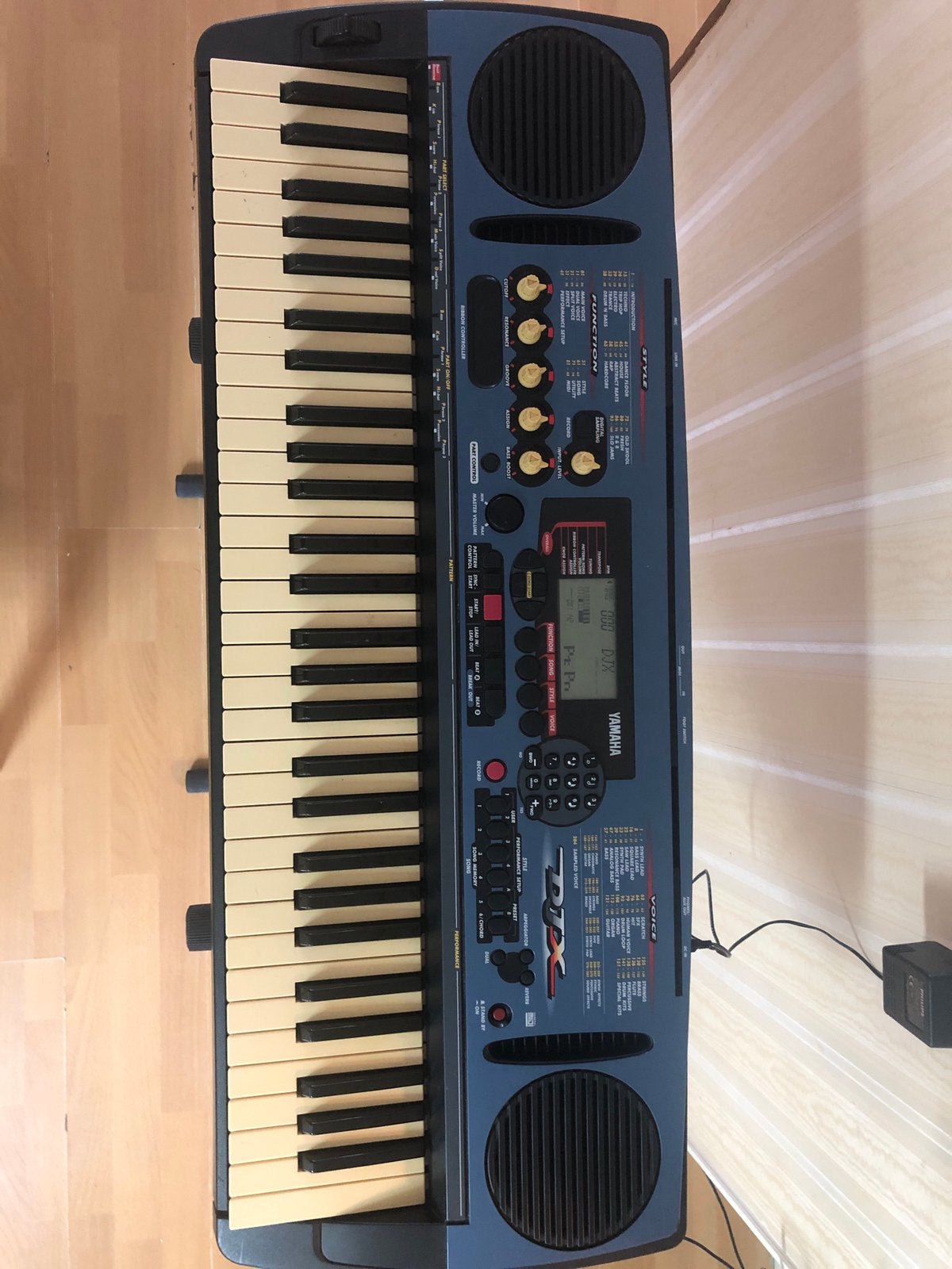 Yamaha keyboard, Ophalen, Yamaha, Met standaard, 61 toetsen