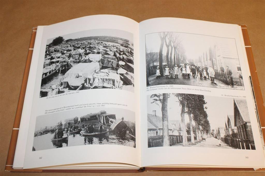 Volk op Klompen — Bovenkarspel in Vroeger Dagen [1980], Ophalen of Verzenden, Gelezen