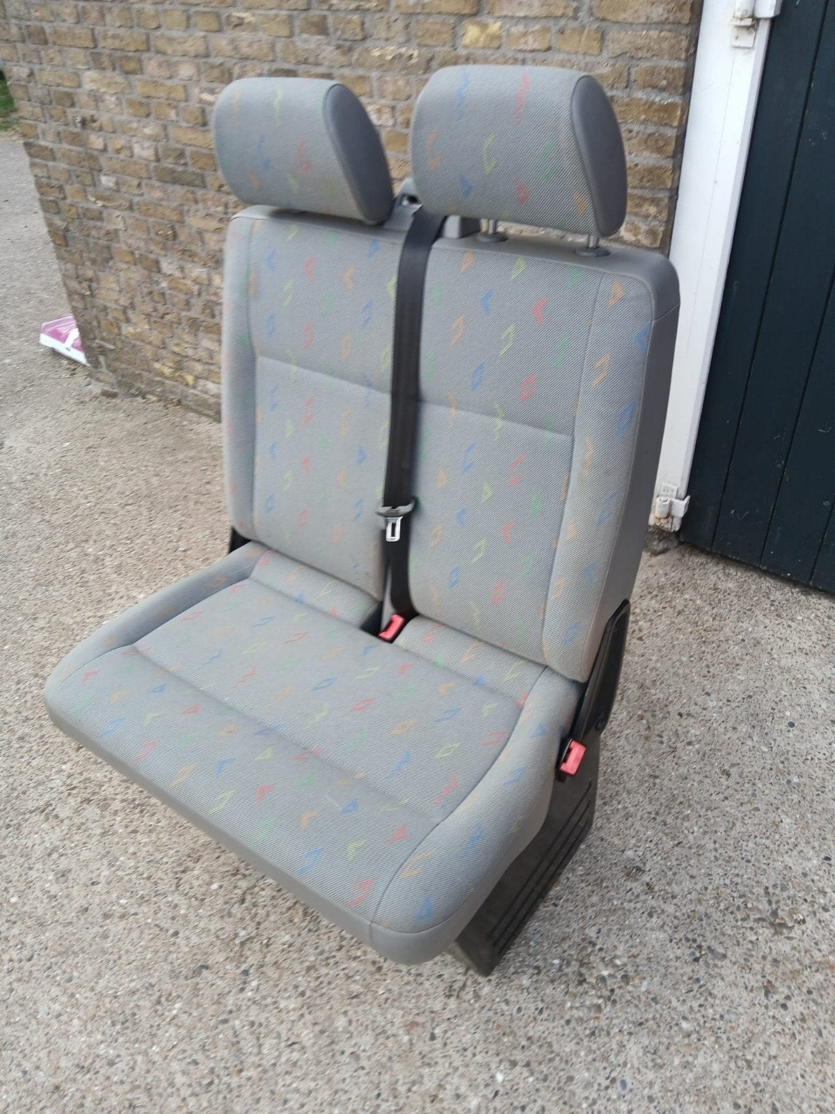 Te koop: 2 persoons bankje voor in een VW transporterbus, Ophalen