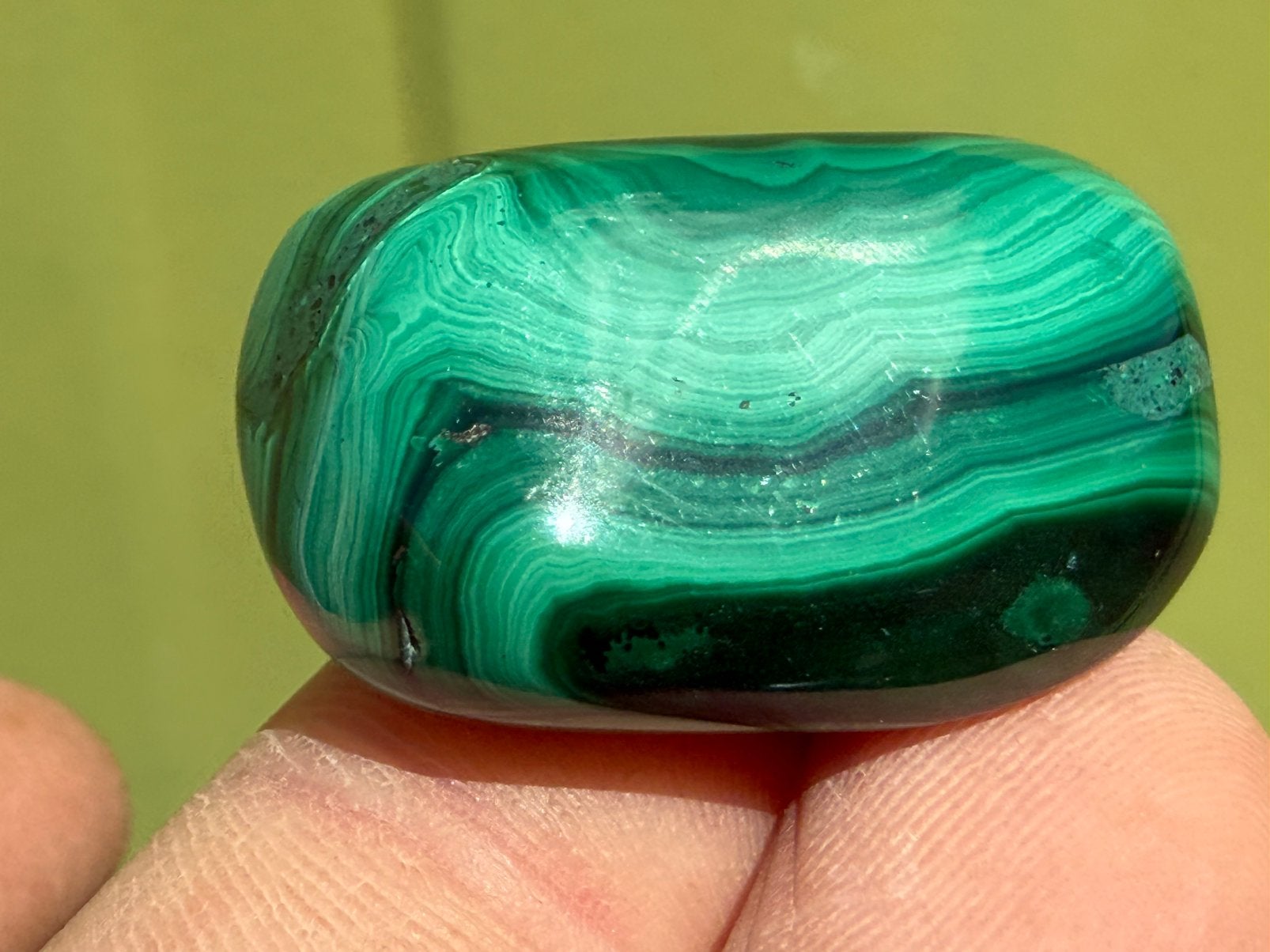 Malachiet broekzaksteen mineralen edelstenen, Verzamelen, Mineralen en Fossielen, Ophalen of Verzenden, Mineraal