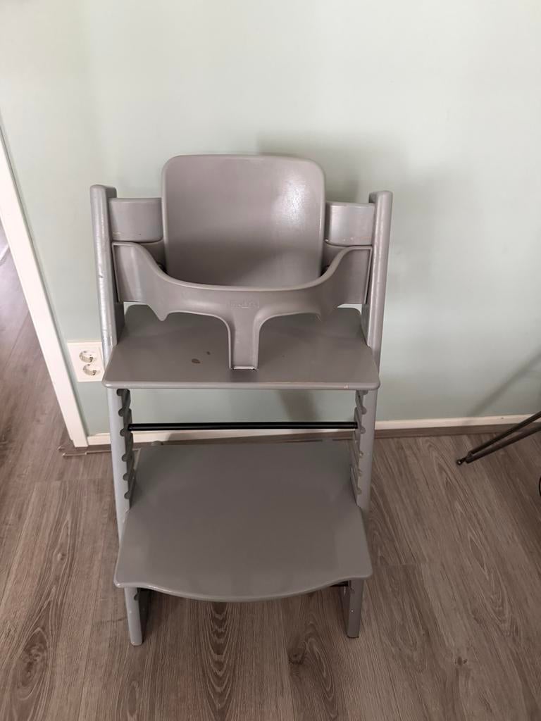 Tripp trapp stokke stoel met babysetje, Ophalen, Gebruikt, Meegroeistoel