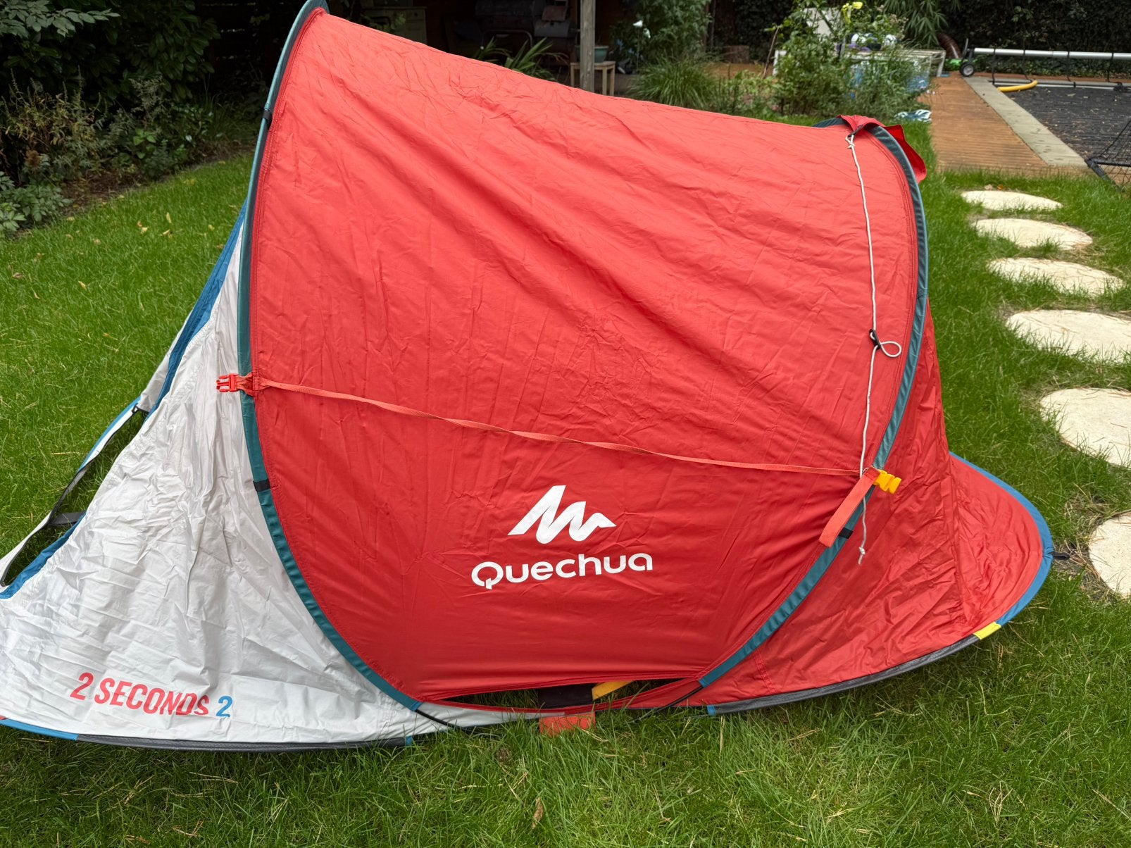 Quechua pop-up tentje 2 persoons, Ophalen, Zo goed als nieuw, Tot en met 2