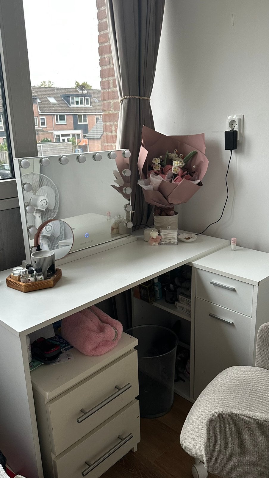 Make up tafel MET hollywood spiegel, lades en opbergruimte, Ophalen, Gebruikt, Met lades, Spaanplaat of MDF