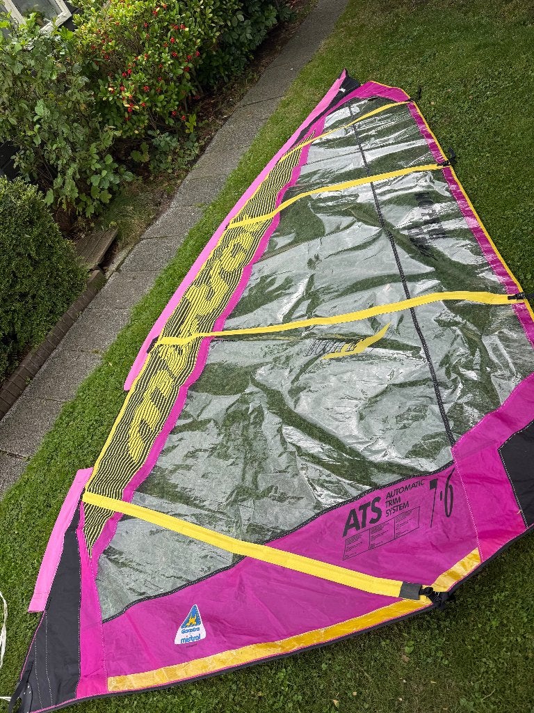 Foto 6 van 2 x Mistral Maui windsurfplank – complete set