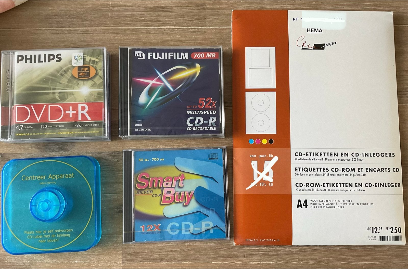 CD-R en DVD+R schijven + centreerapparaat en etiketten Retro, Computers en Software, Ophalen, Nieuw, Cd, Herschrijfbaar