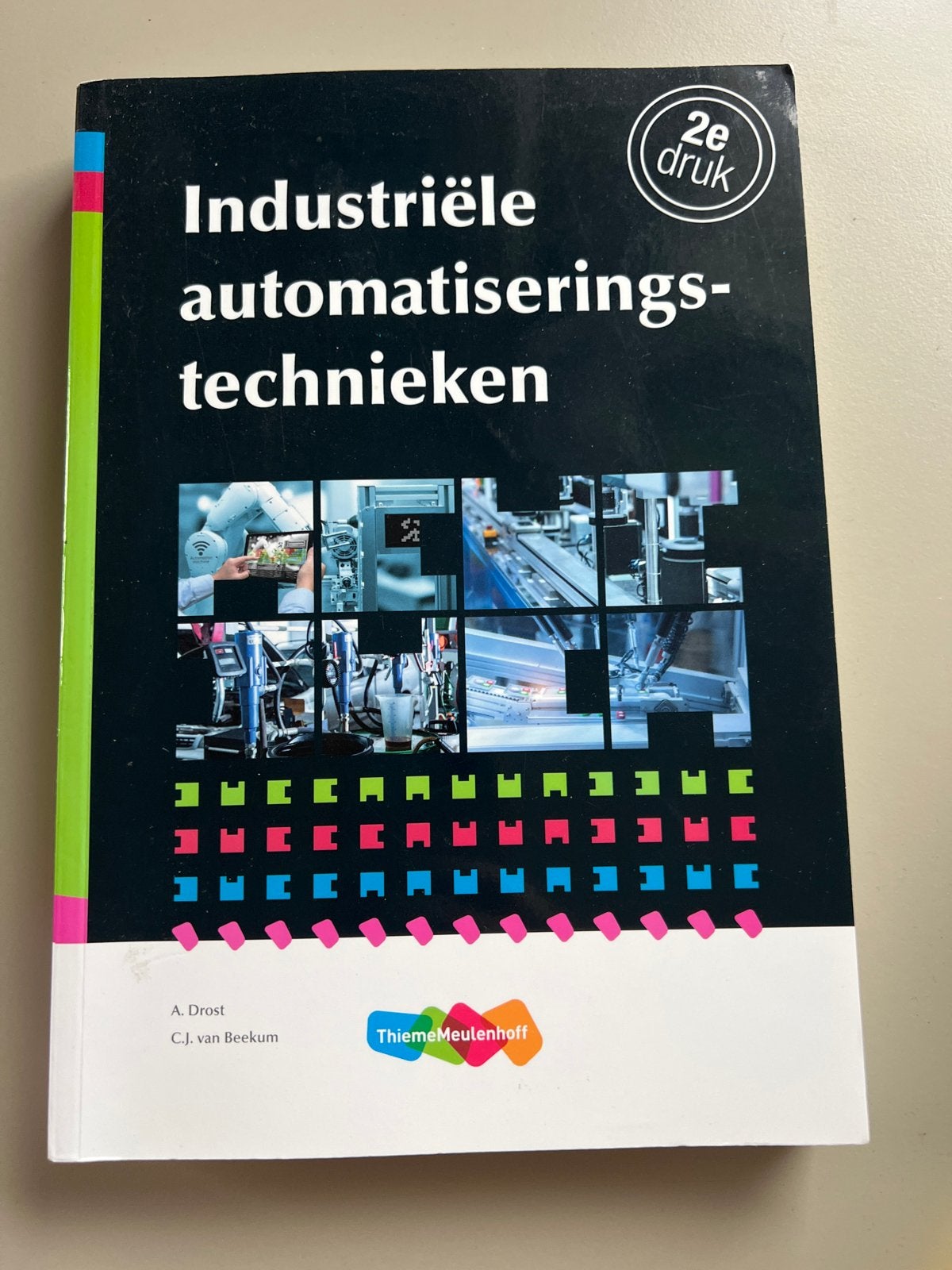 Industriële automatiseringstechnieken - 2e druk, Ophalen of Verzenden, Zo goed als nieuw, Elektrotechniek