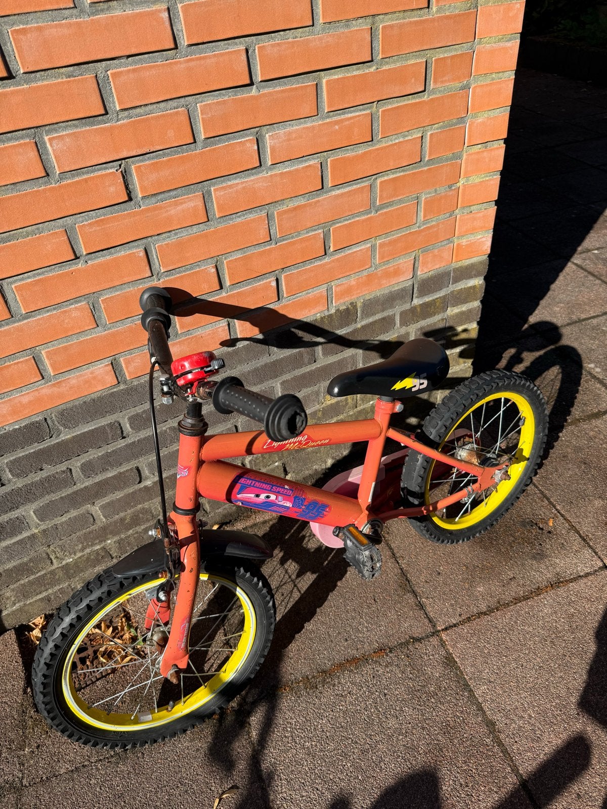 Kinderfiets Cars Lightning McQueen 16 inch, Ophalen, Gebruikt, Velgrem, 16 tot 20 inch