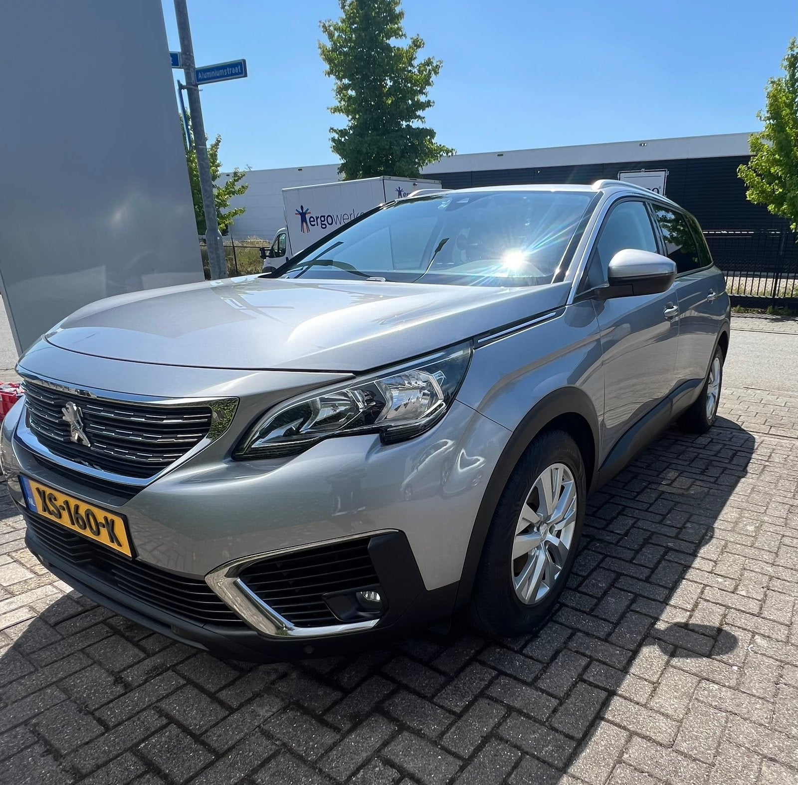 Peugeot 5008 1.2 Puretech 130pk S&S 2019 Grijs, Voorwielaandrijving, 1199 cc, 7 stoelen, Origineel Nederlands