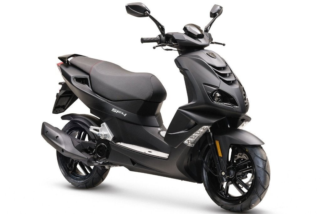 Peugeot Speedfight 4 nieuwe scooters met 2 jaar garantie., Fietsen en Brommers, Scooters | Peugeot, Maximaal 45 km/u, Nieuw, Ophalen of Verzenden