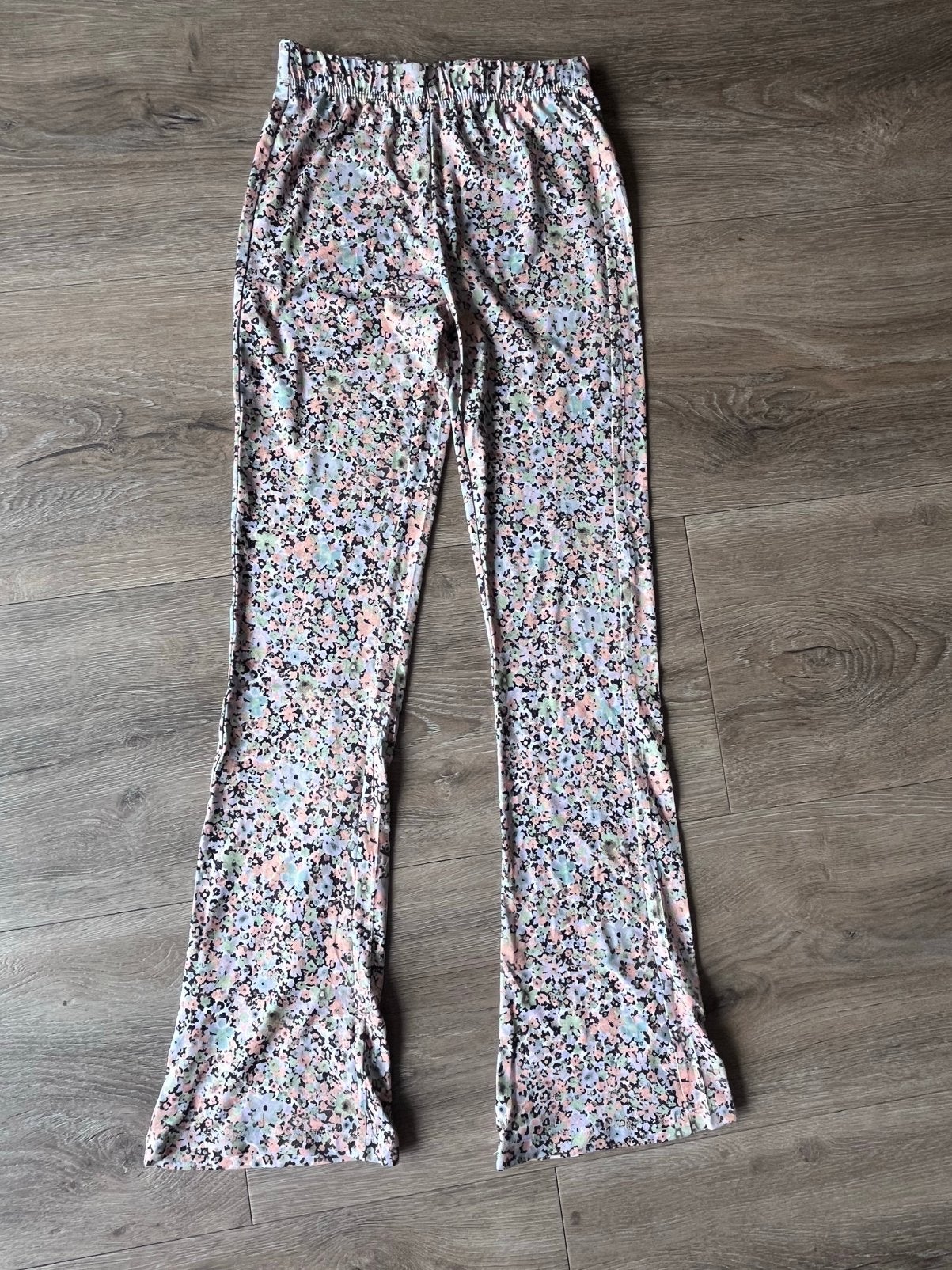 Flared broek maat 152, Ophalen of Verzenden, Zo goed als nieuw, Meisje, Broek