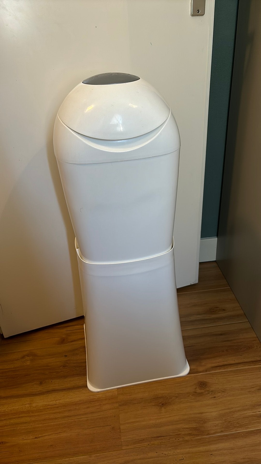Tommee tippee Sangenic met navullingen, Ophalen of Verzenden, Zo goed als nieuw, Overige typen