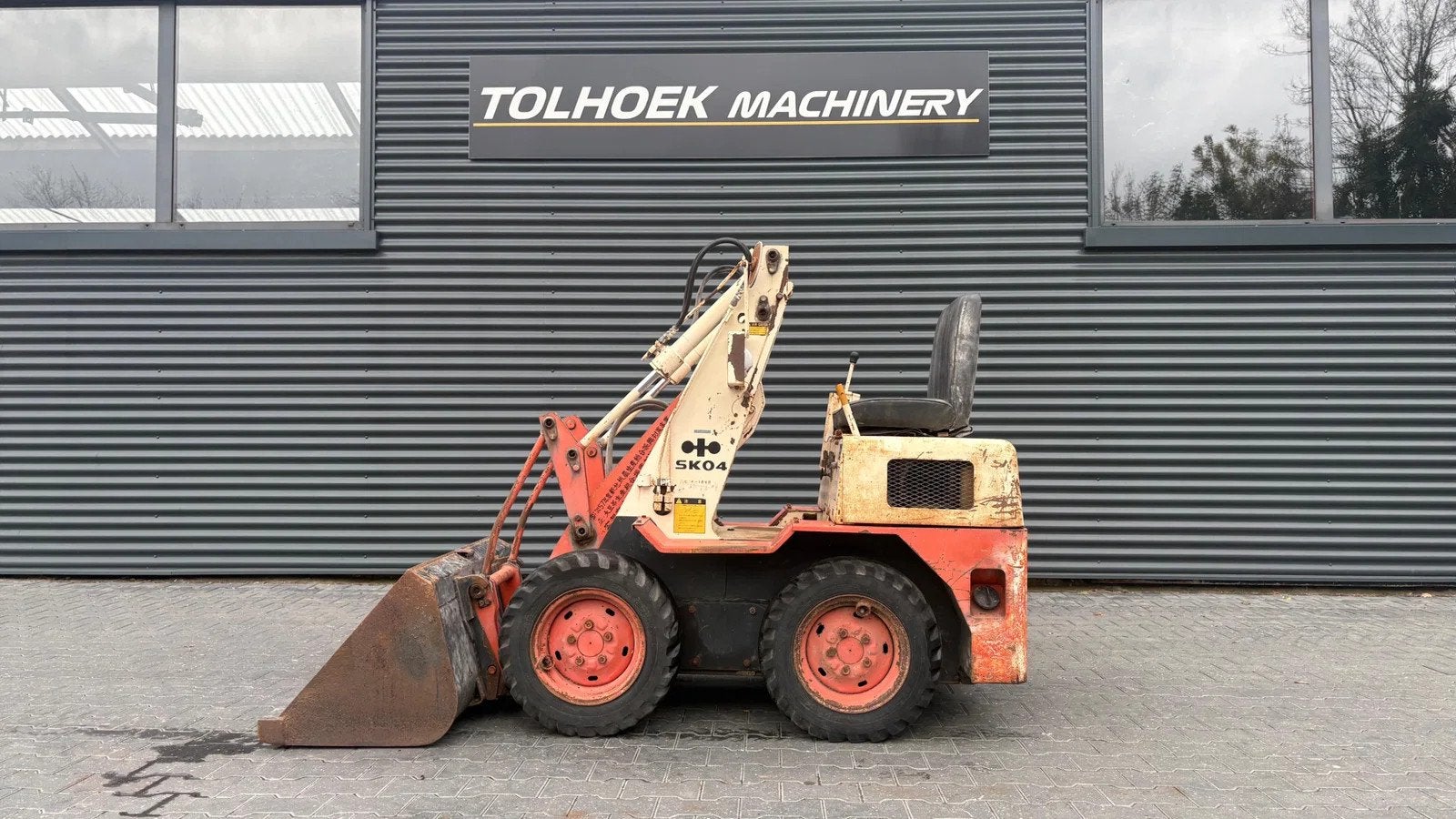 Komatsu SK04 mini loader, Wiellader of Shovel