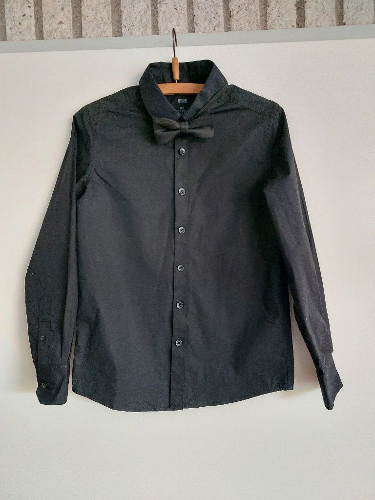Mooi WE overhemd met vlinderstrikje, mt 134/140 1x gedragen, Ophalen of Verzenden, Zo goed als nieuw, Jongen, Overhemd of Blouse