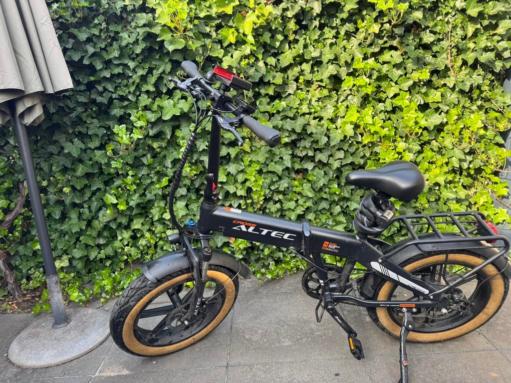 Fatbike altec cross, Fietsen en Brommers, Elektrische fietsen, Ophalen