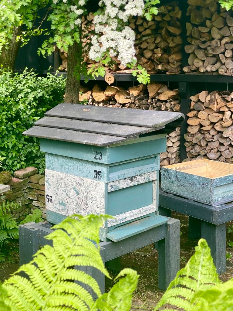 Bijenkast incl. Extra dak en kunststof bok., Dieren en Toebehoren, Bijen