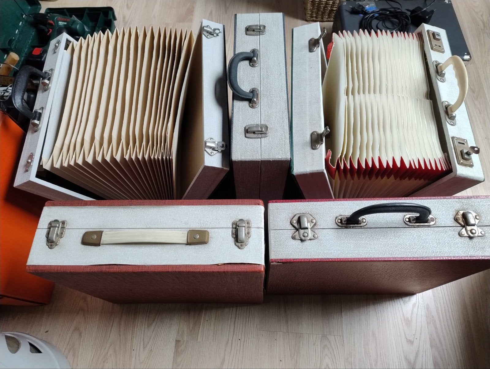 Vintage platenkoffers., Ophalen, Gebruikt, Overige instrumenten
