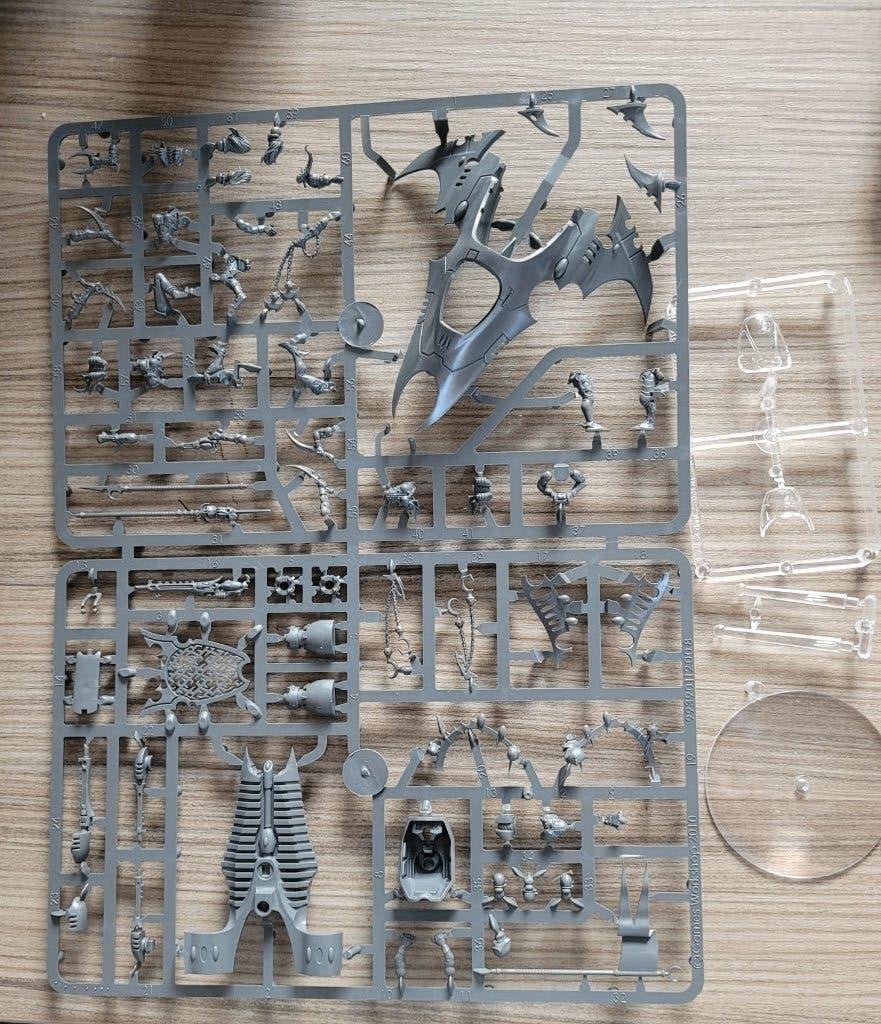 Warhammer 40k - Drukhari/Dark Eldar 1x Venom op sprue, Ophalen of Verzenden, Nieuw, Warhammer