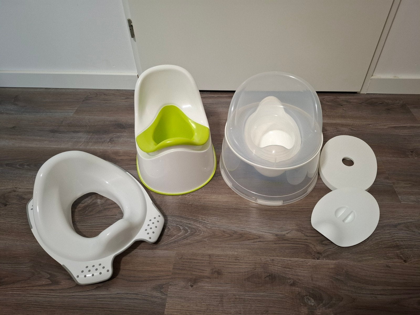 Potjes en wc-verkleiner, Ophalen, Zo goed als nieuw