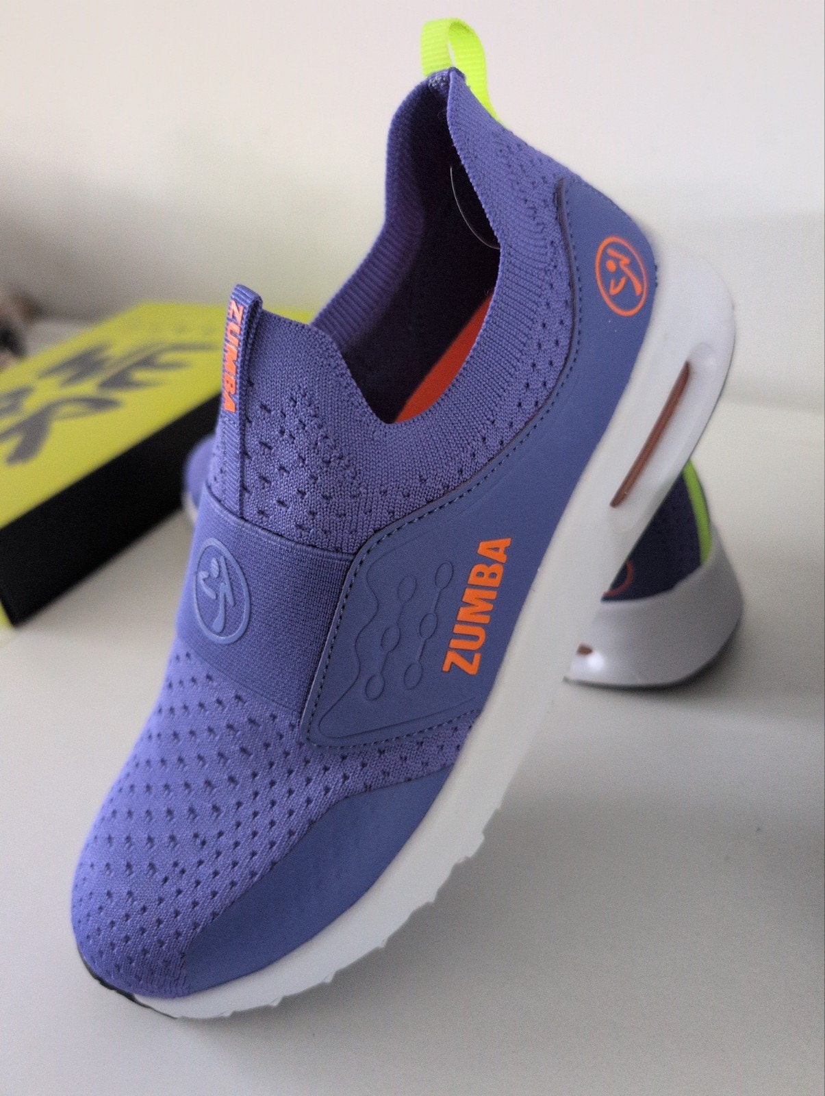 Zumba Air Slip-On Sneakers - Maat 39 - Nieuw in doos, Overige kleuren, Nieuw, Ophalen of Verzenden, Sneakers of Gympen