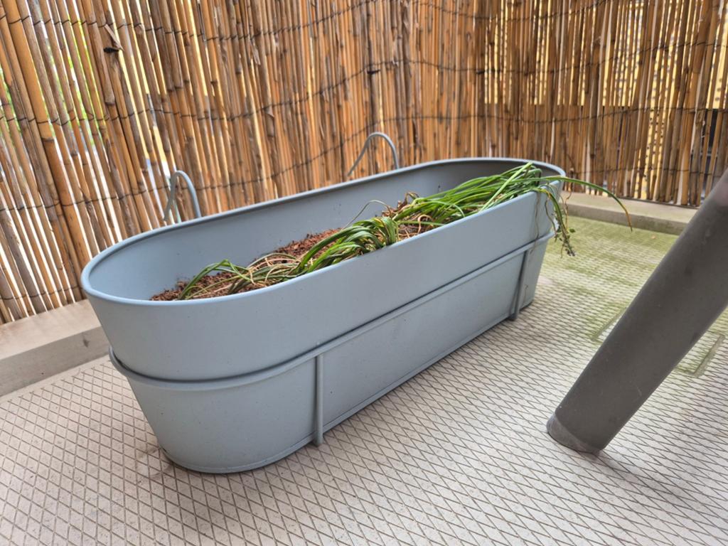 2x Ikea bloembakken voor balkon of tuin, Ophalen, Gebruikt, Minder dan 30 cm, Minder dan 60 cm