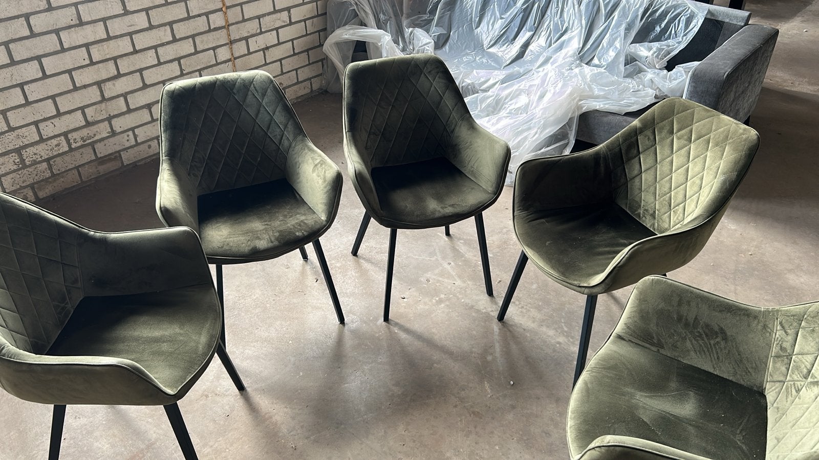 Set van 5 Groene Fluweel Stoelen - Zo Goed als Nieuw, Huis en Inrichting, Ophalen, Overige kleuren, Zo goed als nieuw, Stof