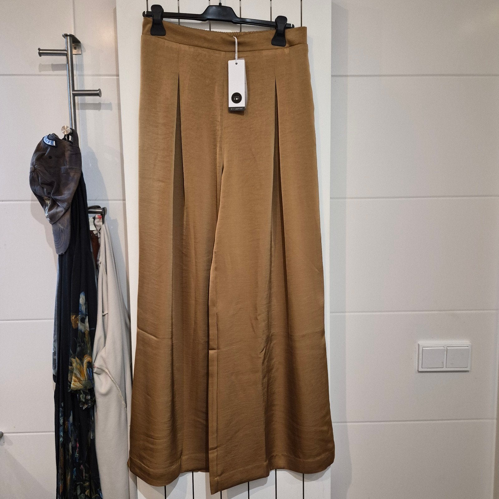 label dot broek Rumi maat 42 nieuw, Kleding | Dames, Beige, Maat 42/44 (L), Nieuw, Ophalen of Verzenden