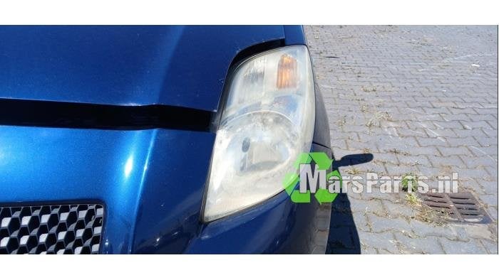 Koplamp links van een Toyota Yaris, Auto-onderdelen, Gebruikt, -, -, Ophalen of Verzenden