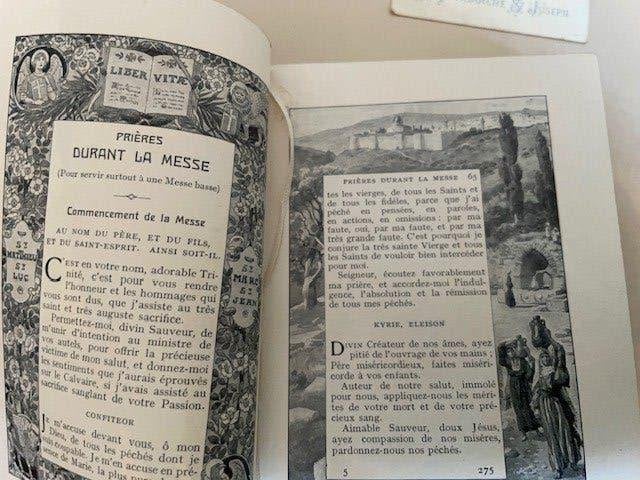 Antiek leren missaal bijbel. Missel des Saint Evangiles 1905, Ophalen