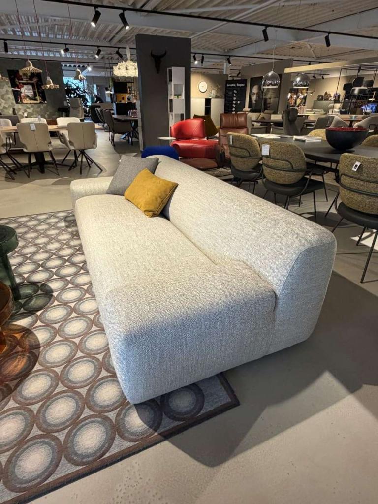 !Nieuw! - Koozo - Jason - zandkleur - Bank, Huis en Inrichting, Ophalen, Koozo, Koozo@koozo.be, 75 tot 100 cm